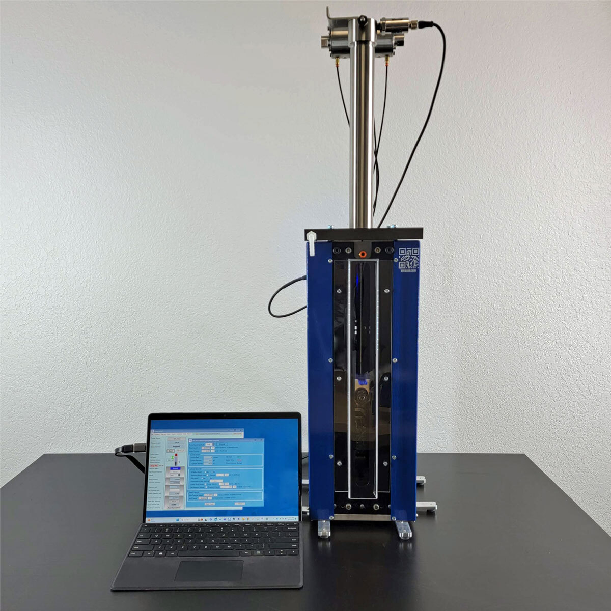VIPR-Series Syringe Pump with laptop VIPR-Series Syringe Pump with laptop